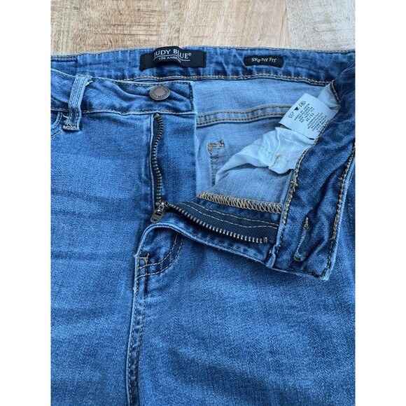 Judy Blue Women's Skinny Fit Mid Rise Cheetah Print Stripe Jeans Size 13/31 - Picture 4 of 13